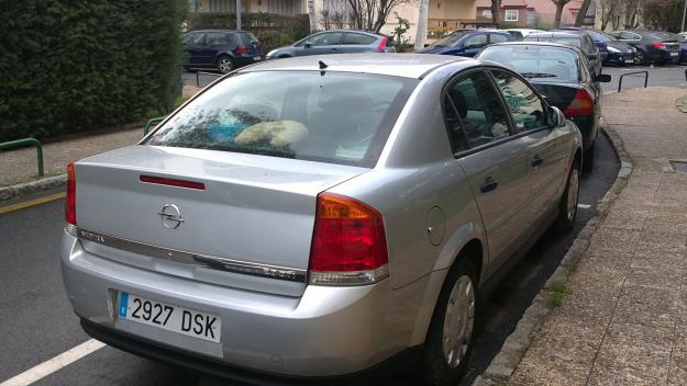 SE VENDE OPEL VECTRA MODELO ESSENTIA, 2.0 DTI, 16V, 100CV AÑO:2005