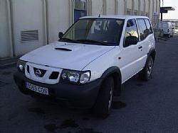 Venta de coche Nissan Terrano Ii 2.7 Tdi 125cv 3p. Confort '03 en Vinaròs