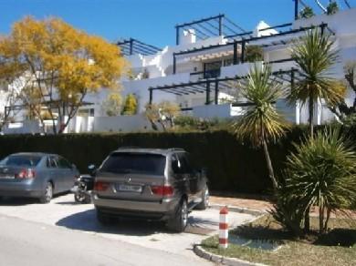 Apartamento con 2 dormitorios se vende en Estepona, Costa del Sol