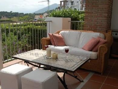 Apartamento con 3 dormitorios se vende en Marbella, Costa del Sol