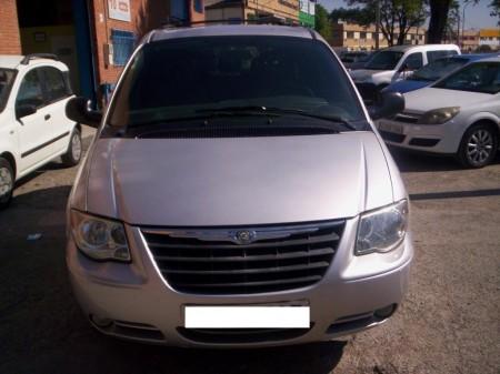 Chrysler Voyager 28CRD SE Aut NAC LIBRO en Sevilla