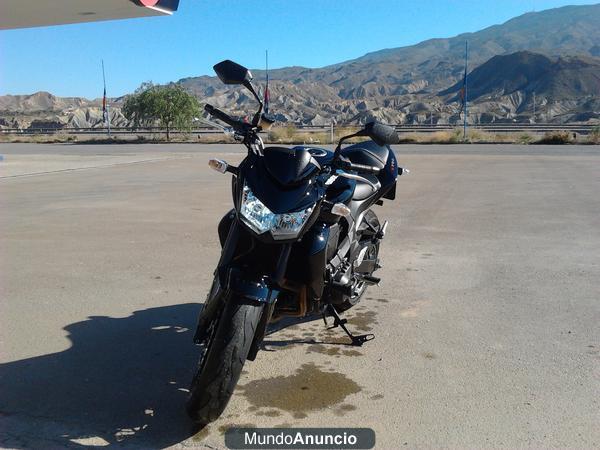 vendo o cambio kawasaki z750 08 por 4.500 e. o coche diesel