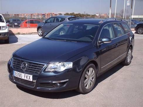 VOLKSWAGEN JETTA 2.0 TDI Advance 4p.