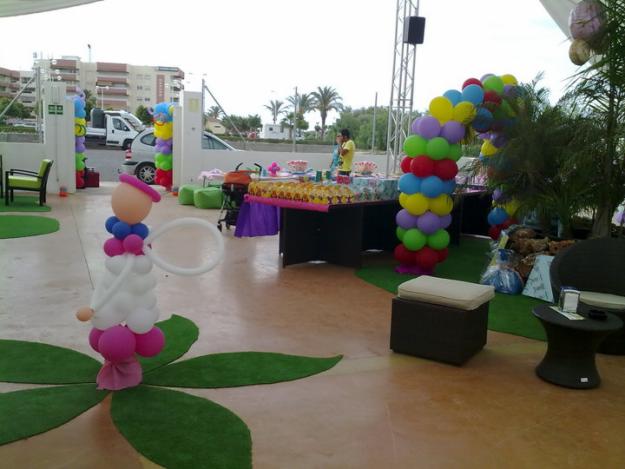 DECORACION CON GLOBOS