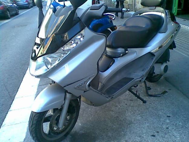 piaggio x 8 125 cc siniestro