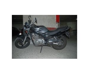 SUZUKI GS 500