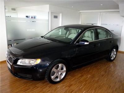 Volvo S80 2.4D MOMENTUM