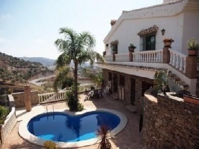 Chalet con 4 dormitorios se vende en Torrox, Costa del Sol, Axarquia