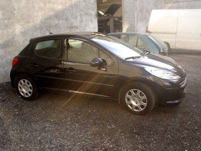 PEUGEOT 207 1.4 HDI URBAN - Pontevedra