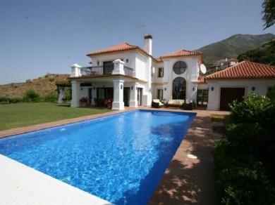 Chalet con 4 dormitorios se vende en Mijas Pueblo, Costa del Sol