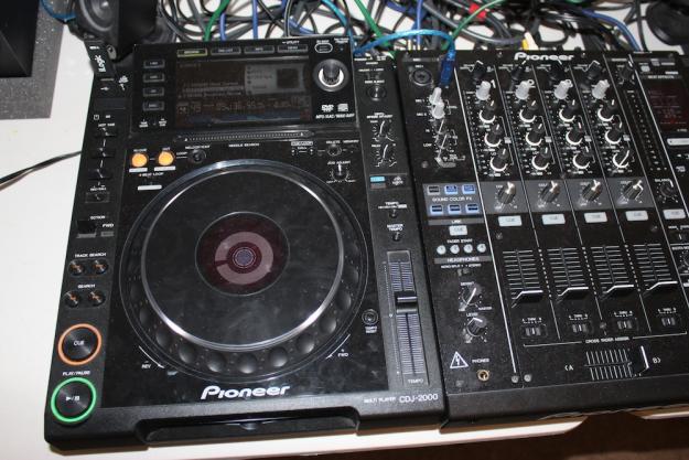 CDJ 2000 Players + DJM 900 + Extras