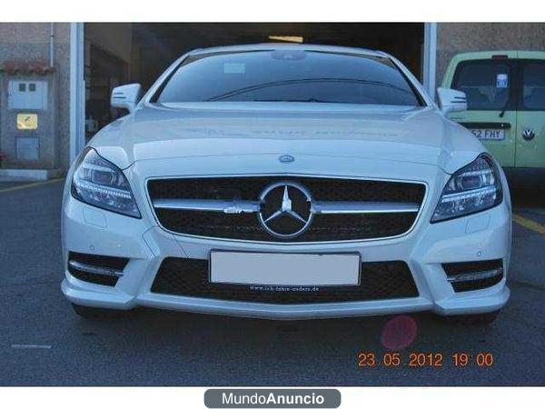 Mercedes-Benz CLS 350 AMG-TECHO-HARM AN KARDON-