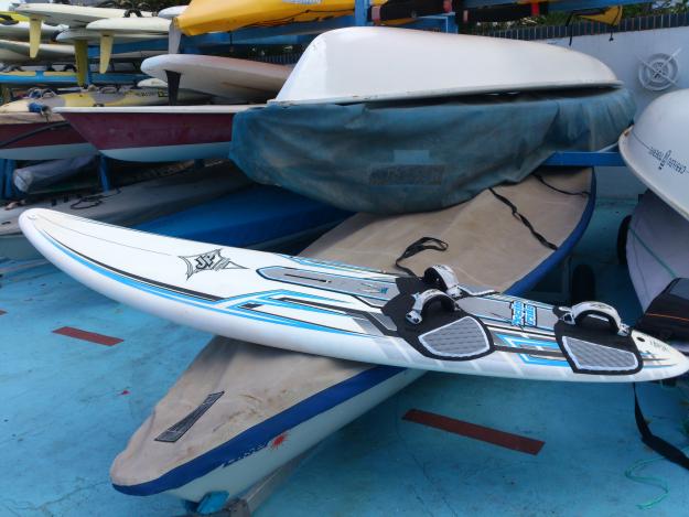 Tabla windsurf JP- Australia Xcite ride 100l