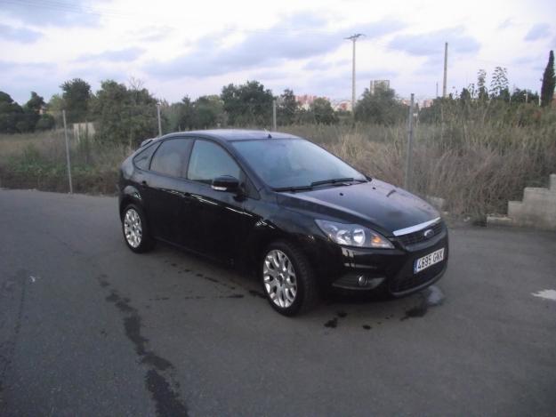 Ford Focus TDCI 1.6 109CV con kit sport 18