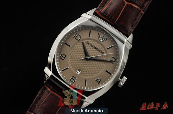 Relojes Relojes,mesa,ver la hora,precisa,la aristocracia, los estándares de calidad,. Coser material fino,