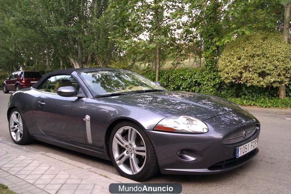 Jaguar XK gris plomo, convertible 637-323-018