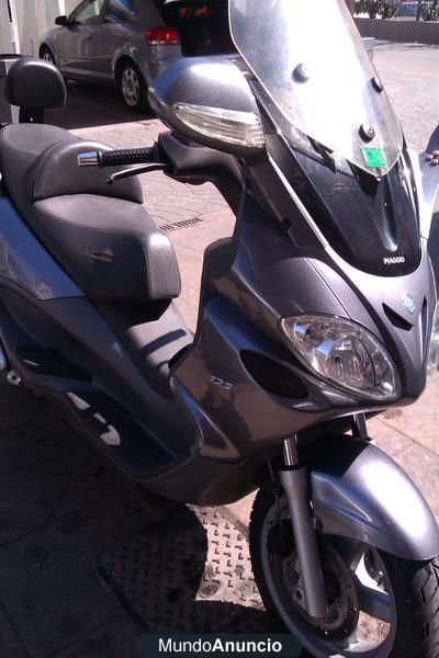 vendo moto piaggio X9 evo 125 cc scoter grande