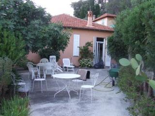 Villa : 4/4 personas - vistas a mar - theoule sur mer  alpes maritimos  provenza-alpes-costa azul  francia