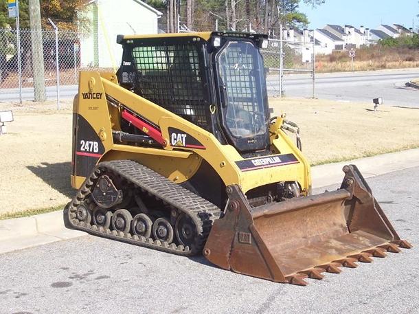 Caterpillar 247B Skid Steer