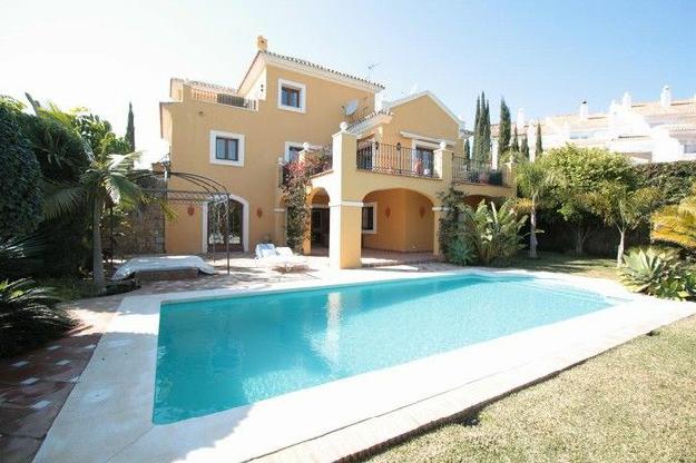 Chalet en venta en Estepona, Málaga (Costa del Sol)