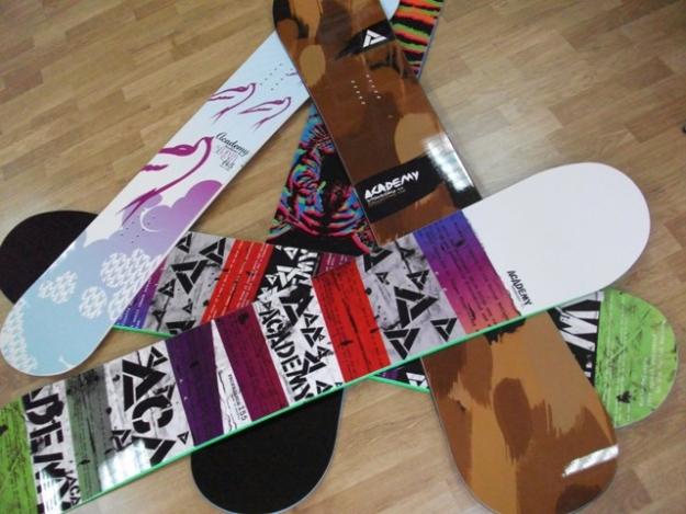 TABLAS DE SNOWBOARD ACADEMY