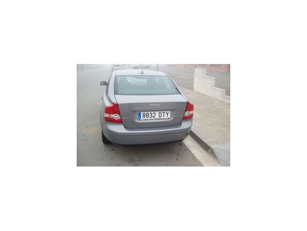 VOLVO S40 2.4