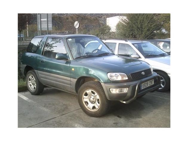 TOYOTA RAV4 2.0I 16V GX