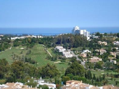 Chalet con 4 dormitorios se vende en Estepona, Costa del Sol