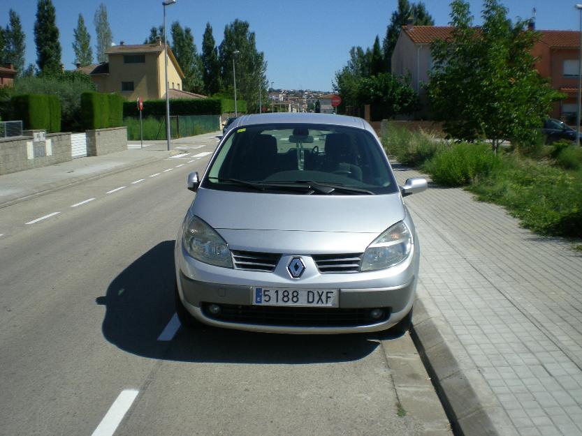 Megane gran scenic 1.5 confort dynamique 105cv