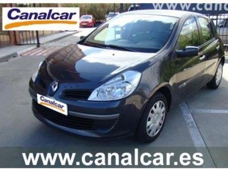 RENAULT CLIO 1.5DCI CONF.EXPRES.85ECO2 - Madrid