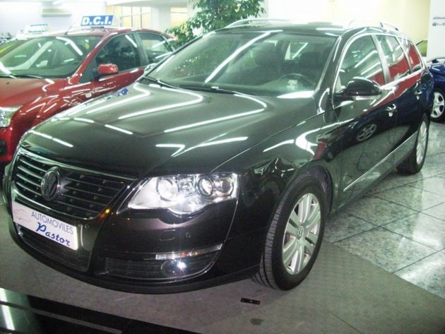 VOLKSWAGEN PASSAT VARIANT 2.0TDI HIGHLINE DSG