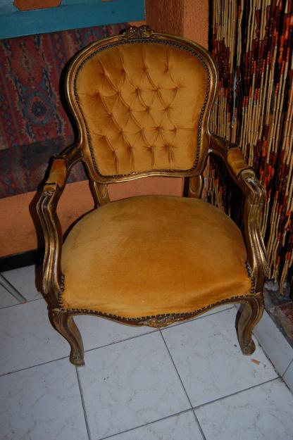 vendo silla Luis xv con 300 años de antiguedad