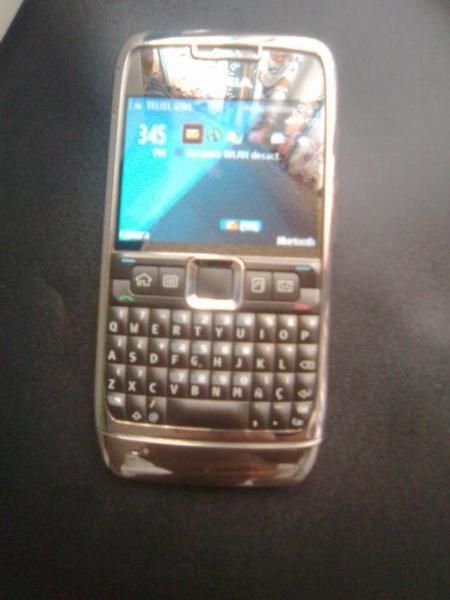 SE VENDE NOKIA E71