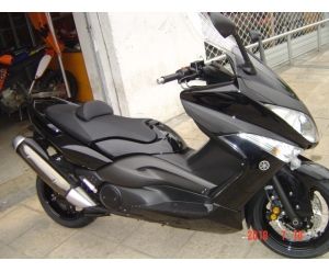 YAMAHA T-MAX 500