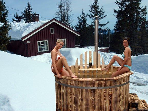 Sauna de madera de aire libre