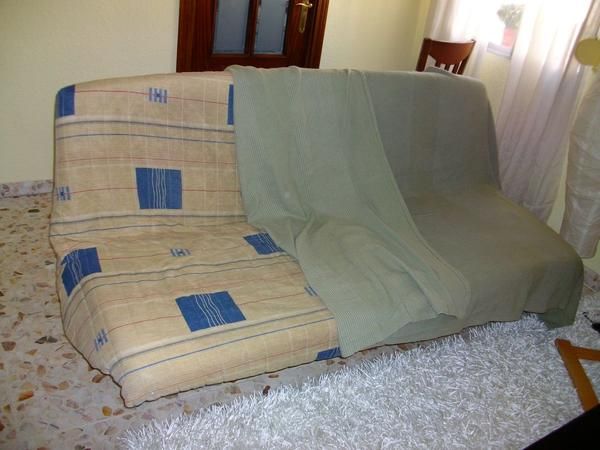 SOFA CAMA 40 EUROS (negociables)