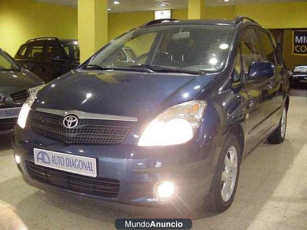 Toyota Corolla VERSO 1.8 VVT-i ACIONAL/CLIM