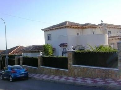 Chalet con 3 dormitorios se vende en San Miguel de Salinas, Vega Baja Torrevieja