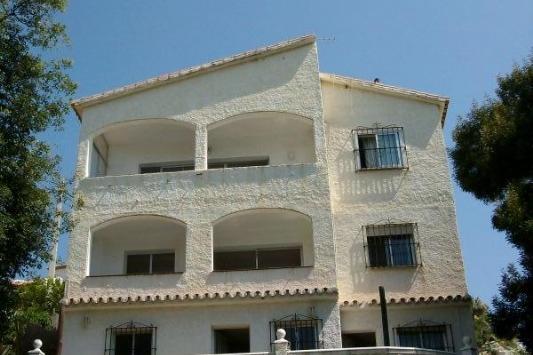 4 Dormitorio Casa En Venta en Faro de Calaburras, Málaga