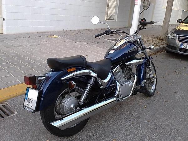 Suzuki custom Intruder vl 125 lc Seminueva solo 5200 kms