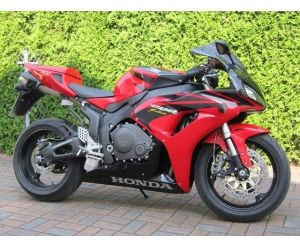 HONDA CBR 1000 RR FIREBLADE