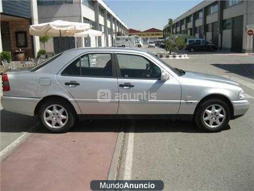 Mercedes-Benz Clase C C 200 CLASSIC