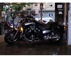 YAMAHA V-MAX 1200