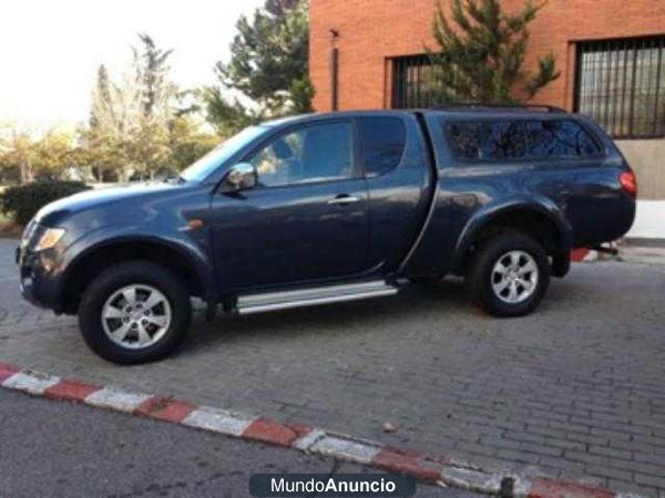 Mitsubishi L200 KAOT. 2007. DIESEL CON CABINA