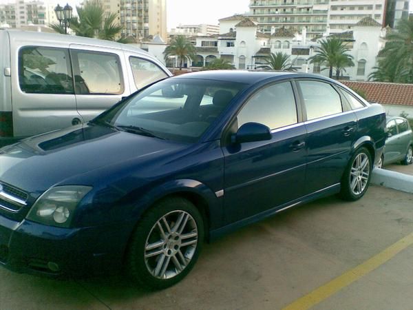 OPEL VECTRA GTS DIESEL 03 84000KM