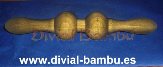 Rodillo para masaje biesferico 20€  www.divial-bambu.es