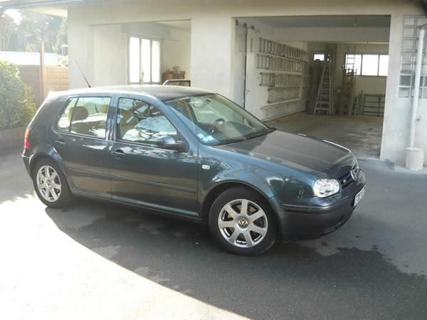 VOLKSWAGEN GOLF IV V6 4 MOCIONES Año:  13/10/2000