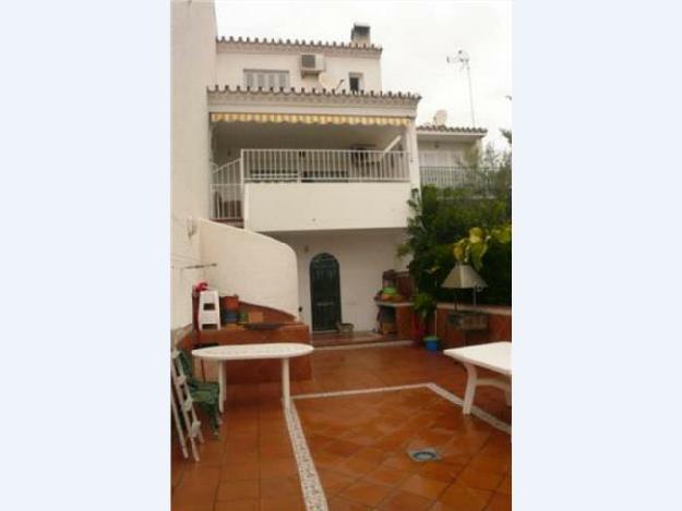 Casa adosada en Cala Del Moral, La