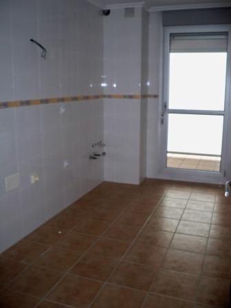 VENDO APARTAMENTO CÉNTRICO TORRELAVEGA ( SANTANDER)