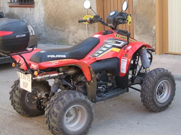 POLARIS TRAIL BLAZER 250 DEL 2006.con solo 1800 km.